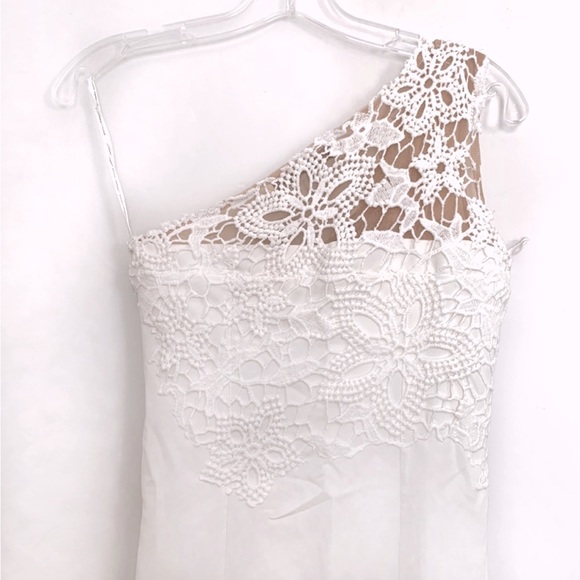 Lovers + Friends Lace Asymmetrical Dress in Ivory - Picture 5 of 7